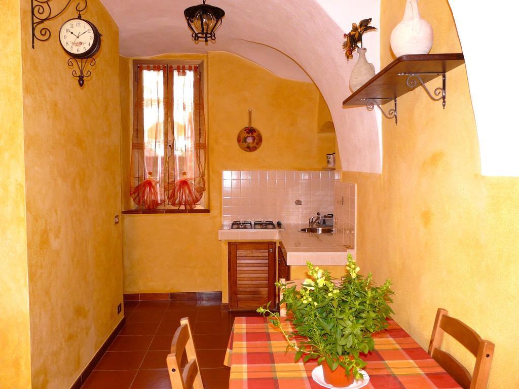 Il Ruscello Apartment Dolceacqua Room photo